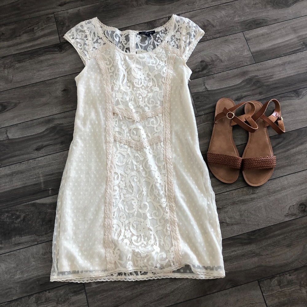 American Eagle Lace Dress